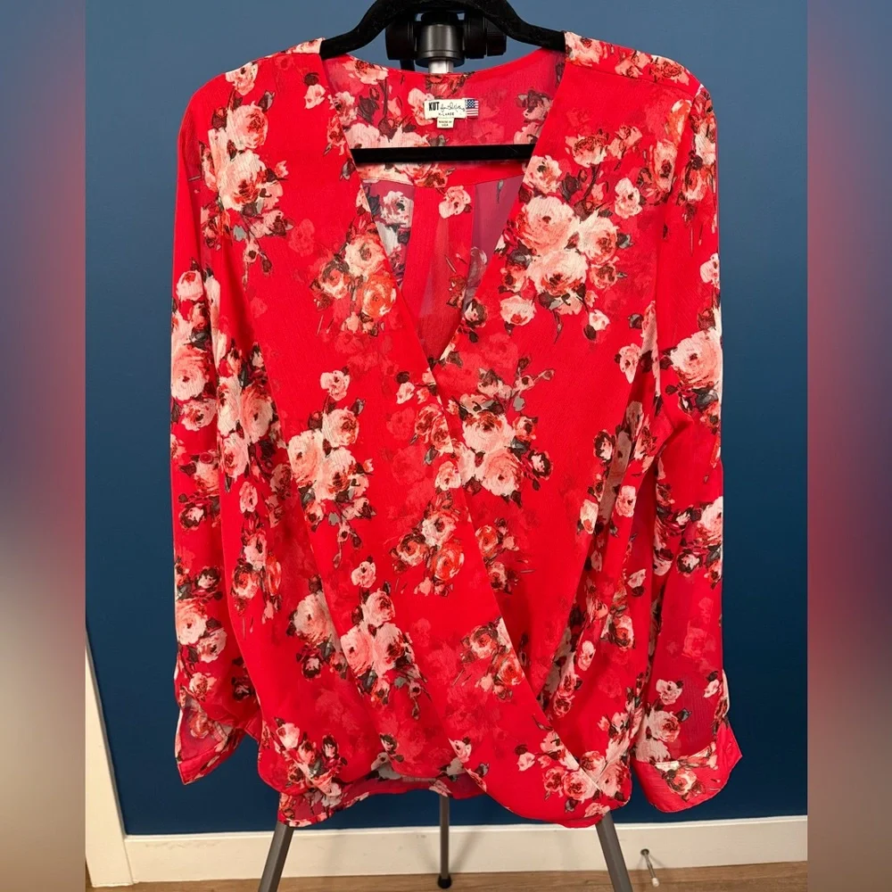Kut from the Kloth Red Floral Blouse - Picture 3 of 4